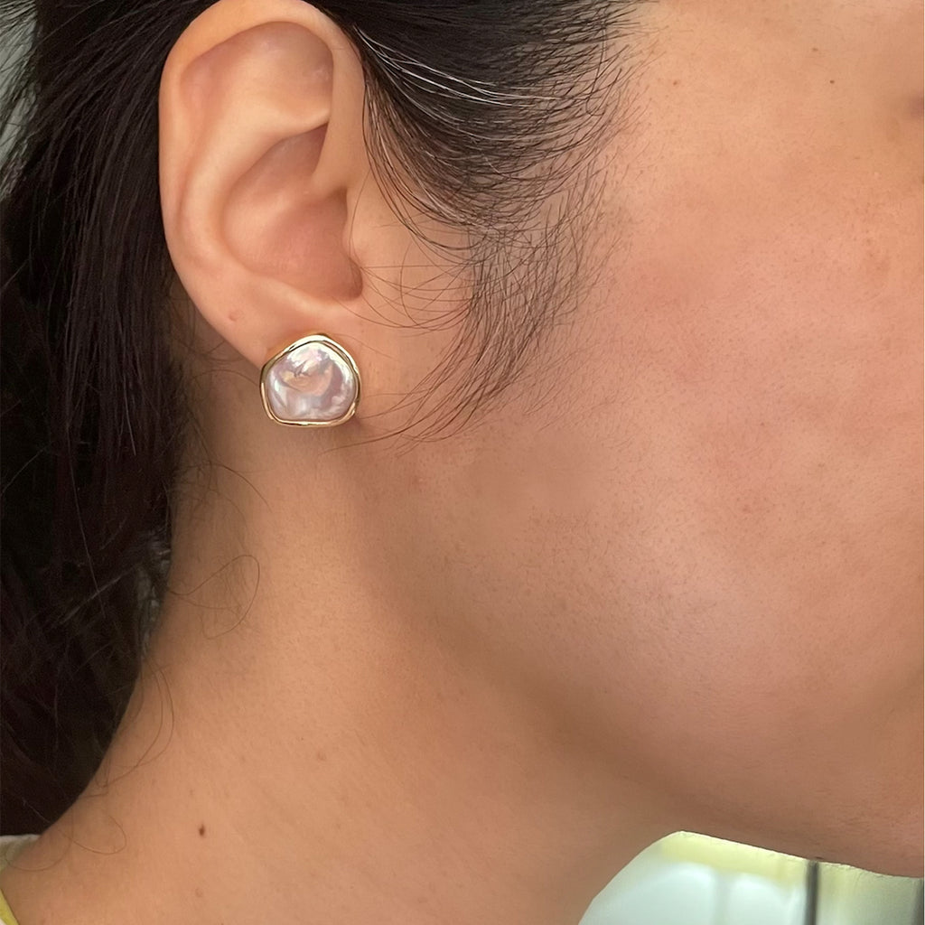 pearl stud earrings, bezel set pearl, contemporary pearl earring, 14k gold pearl stud earrings