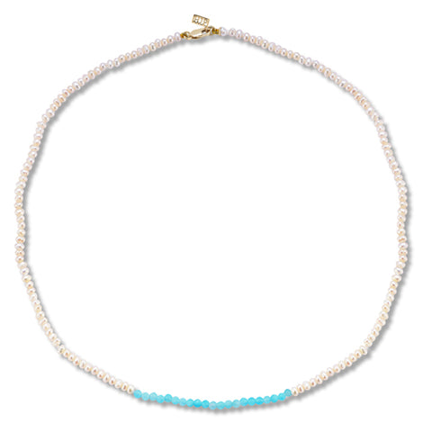 Oval pearl necklace